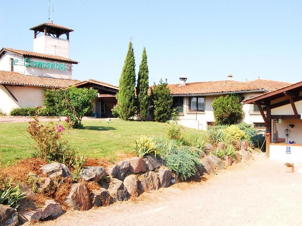 Hotel Le Domanial Commelle-Vernay ภายนอก รูปภาพ