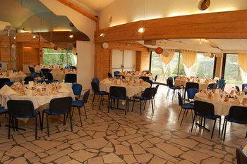 Hotel Le Domanial Commelle-Vernay ภายนอก รูปภาพ